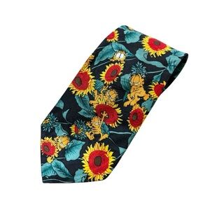 Vintage Paws Addiction Garfield Tie